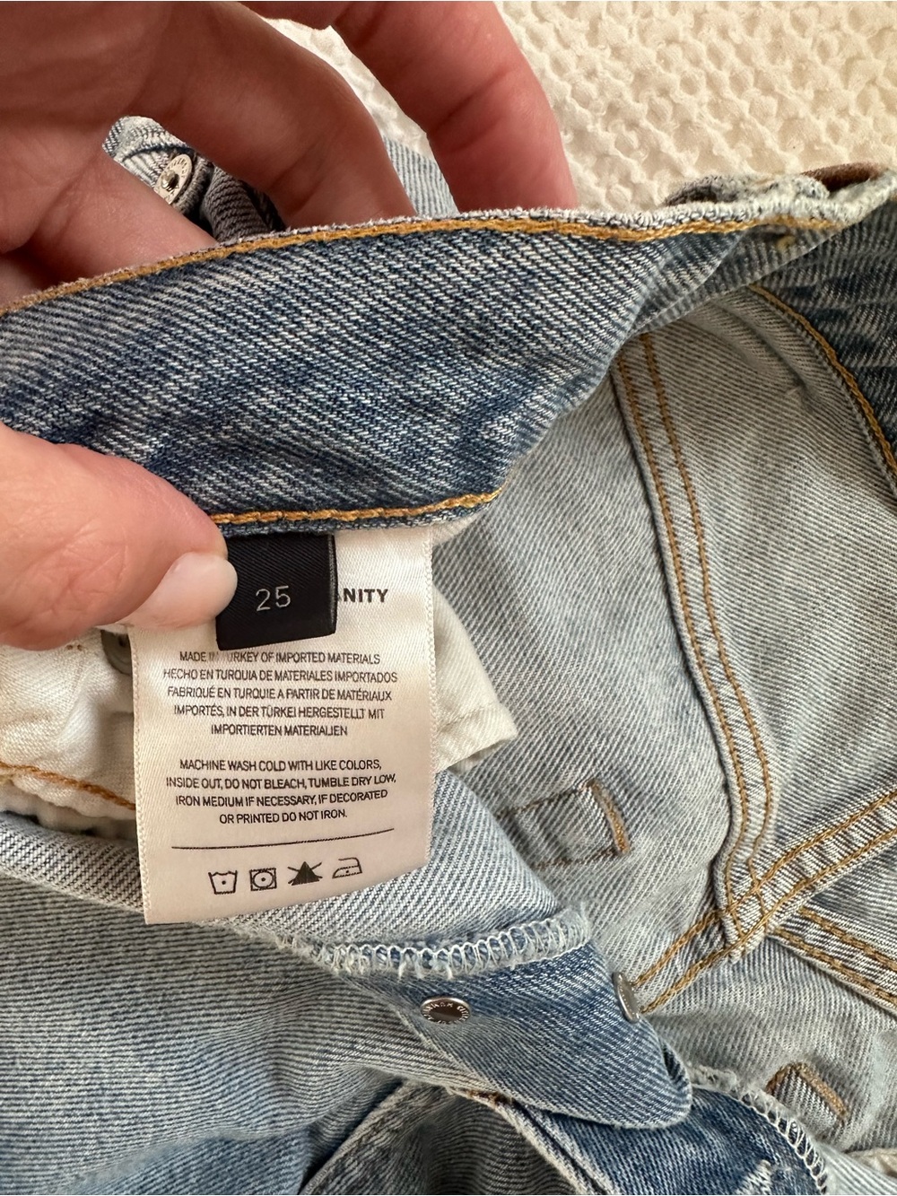 Citizens of Humanity Marlow denim shorts - Picture 4 of 4